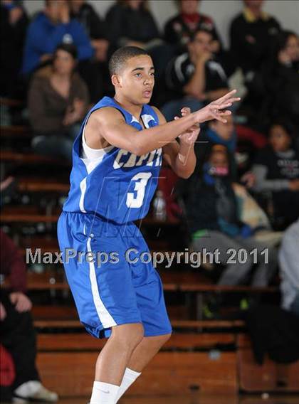 Thumbnail 1 in Capital Christian vs. Analy (St. Hope Classic) photogallery.