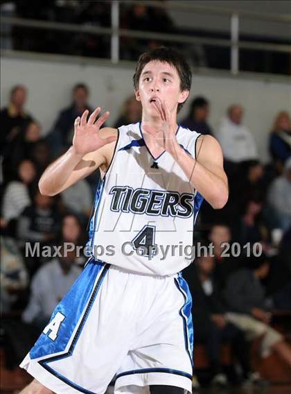 Thumbnail 2 in Capital Christian vs. Analy (St. Hope Classic) photogallery.