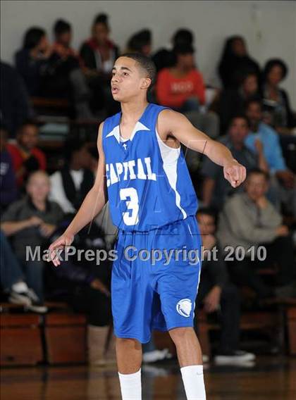Thumbnail 2 in Capital Christian vs. Analy (St. Hope Classic) photogallery.