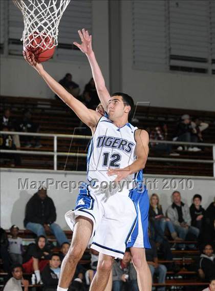 Thumbnail 2 in Capital Christian vs. Analy (St. Hope Classic) photogallery.