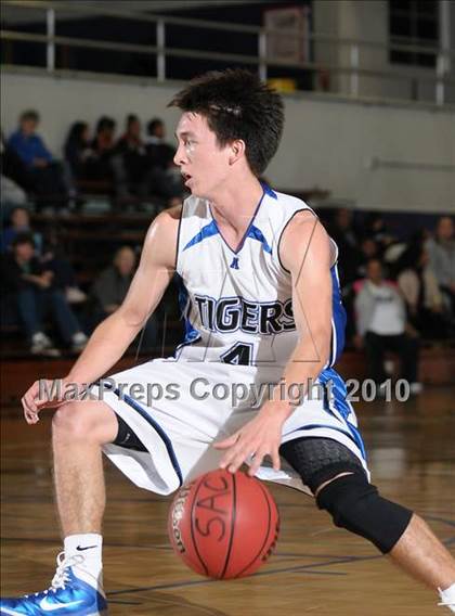 Thumbnail 2 in Capital Christian vs. Analy (St. Hope Classic) photogallery.
