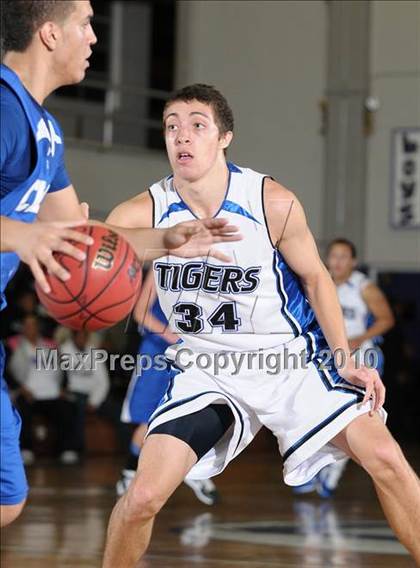 Thumbnail 3 in Capital Christian vs. Analy (St. Hope Classic) photogallery.
