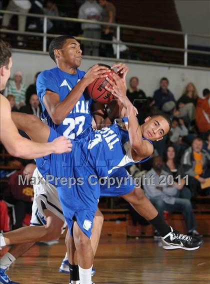 Thumbnail 2 in Capital Christian vs. Analy (St. Hope Classic) photogallery.