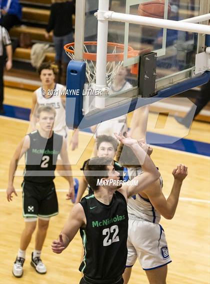 Thumbnail 3 in Archbishop McNicholas @ Covington Catholic photogallery.