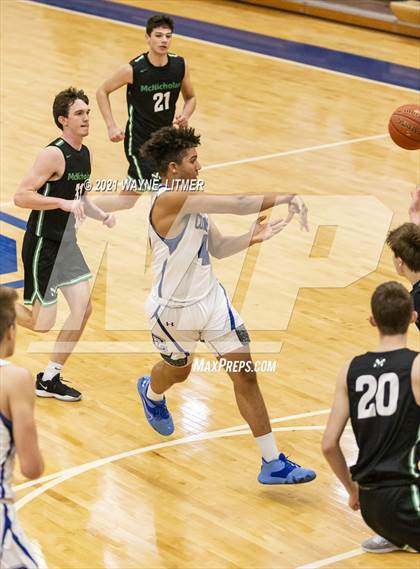 Thumbnail 1 in Archbishop McNicholas @ Covington Catholic photogallery.