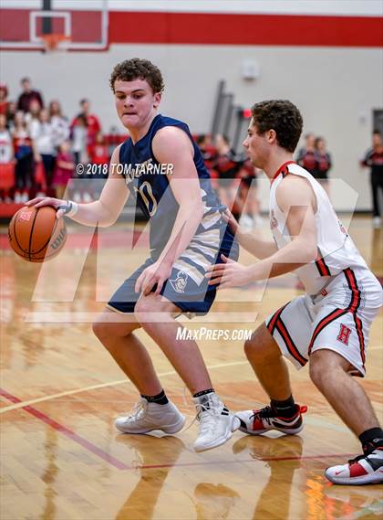 Thumbnail 2 in Marquette vs Hall (Colmone Classic) photogallery.