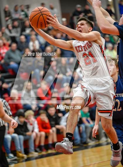 Thumbnail 2 in Marquette vs Hall (Colmone Classic) photogallery.