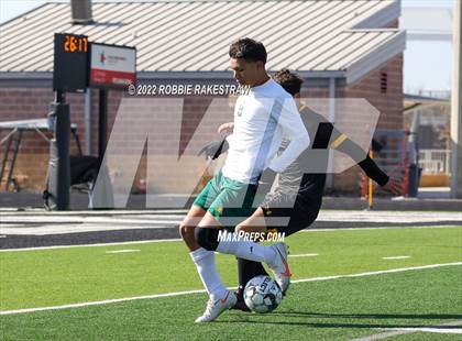 Thumbnail 3 in Longview vs. Forney (Forney Kickoff Tournament) photogallery.