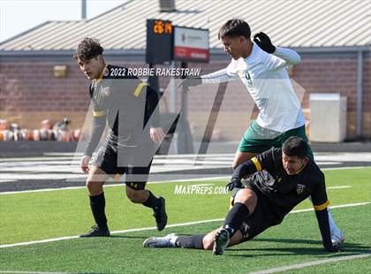 Thumbnail 2 in Longview vs. Forney (Forney Kickoff Tournament) photogallery.