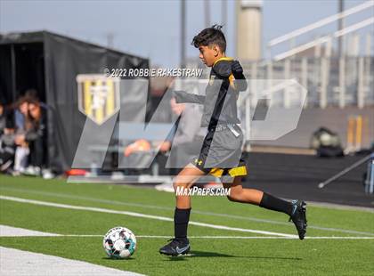 Thumbnail 1 in Longview vs. Forney (Forney Kickoff Tournament) photogallery.