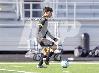 Thumbnail 2 in Longview vs. Forney (Forney Kickoff Tournament) photogallery.