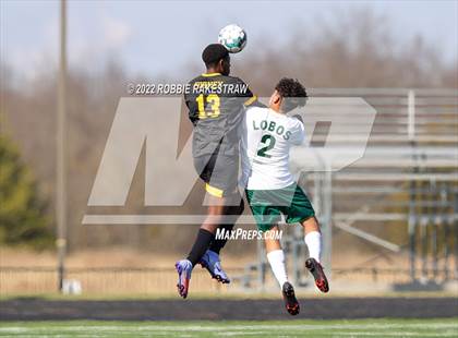 Thumbnail 3 in Longview vs. Forney (Forney Kickoff Tournament) photogallery.