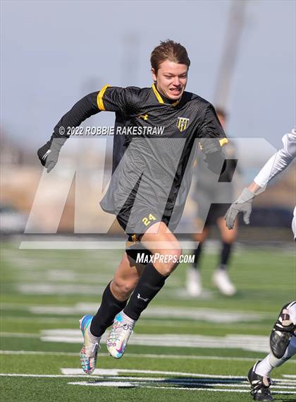 Thumbnail 1 in Longview vs. Forney (Forney Kickoff Tournament) photogallery.
