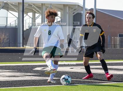 Thumbnail 2 in Longview vs. Forney (Forney Kickoff Tournament) photogallery.
