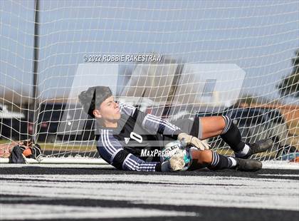 Thumbnail 3 in Longview vs. Forney (Forney Kickoff Tournament) photogallery.