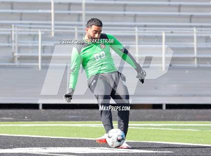 Thumbnail 3 in Longview vs. Forney (Forney Kickoff Tournament) photogallery.