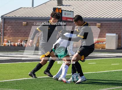 Thumbnail 2 in Longview vs. Forney (Forney Kickoff Tournament) photogallery.