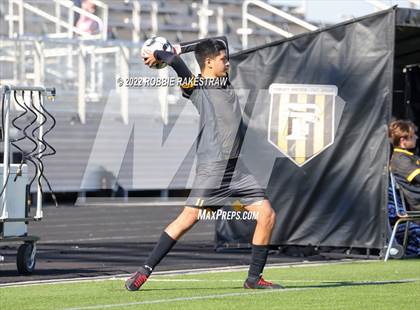 Thumbnail 3 in Longview vs. Forney (Forney Kickoff Tournament) photogallery.