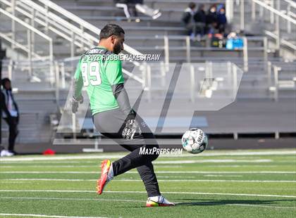 Thumbnail 3 in Longview vs. Forney (Forney Kickoff Tournament) photogallery.