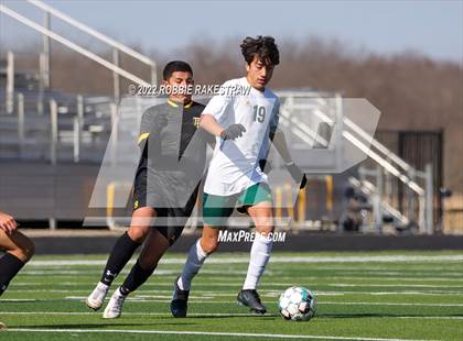 Thumbnail 2 in Longview vs. Forney (Forney Kickoff Tournament) photogallery.