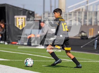 Thumbnail 3 in Longview vs. Forney (Forney Kickoff Tournament) photogallery.