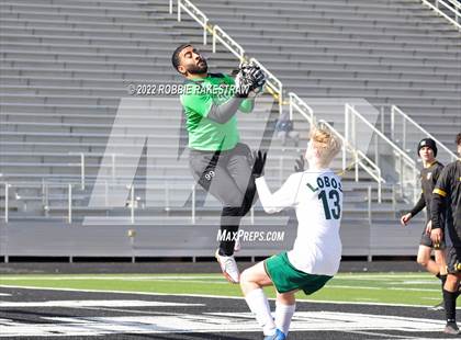 Thumbnail 2 in Longview vs. Forney (Forney Kickoff Tournament) photogallery.