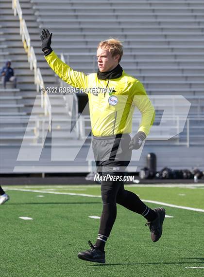 Thumbnail 2 in Longview vs. Forney (Forney Kickoff Tournament) photogallery.
