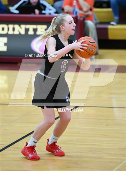 Thumbnail 3 in Hamilton Heights Christian Academy vs. Lincoln Prep (Hamilton, Ontario) - (Nike Tournament of Champions) photogallery.