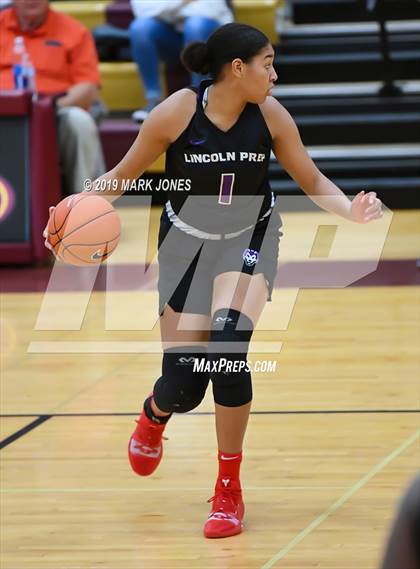 Thumbnail 2 in Hamilton Heights Christian Academy vs. Lincoln Prep (Hamilton, Ontario) - (Nike Tournament of Champions) photogallery.