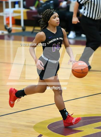 Thumbnail 1 in Hamilton Heights Christian Academy vs. Lincoln Prep (Hamilton, Ontario) - (Nike Tournament of Champions) photogallery.