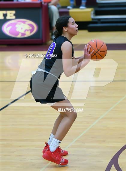 Thumbnail 3 in Hamilton Heights Christian Academy vs. Lincoln Prep (Hamilton, Ontario) - (Nike Tournament of Champions) photogallery.