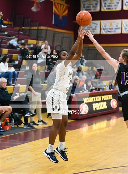 Thumbnail 1 in Hamilton Heights Christian Academy vs. Lincoln Prep (Hamilton, Ontario) - (Nike Tournament of Champions) photogallery.