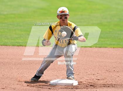 Thumbnail 1 in Staples vs. Amity Regional (CIAC Class LL Final) photogallery.