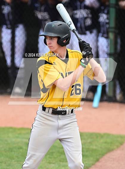 Thumbnail 2 in Staples vs. Amity Regional (CIAC Class LL Final) photogallery.