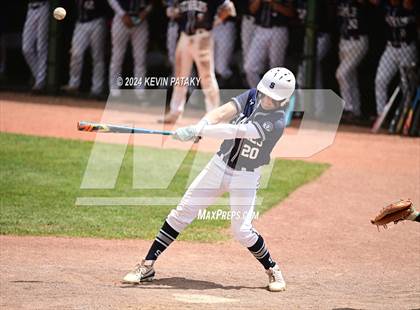 Thumbnail 3 in Staples vs. Amity Regional (CIAC Class LL Final) photogallery.