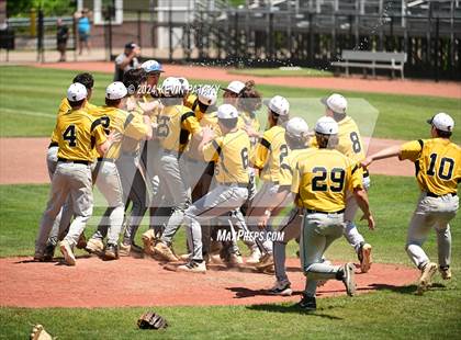 Thumbnail 3 in Staples vs. Amity Regional (CIAC Class LL Final) photogallery.