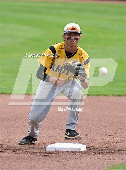 Thumbnail 3 in Staples vs. Amity Regional (CIAC Class LL Final) photogallery.