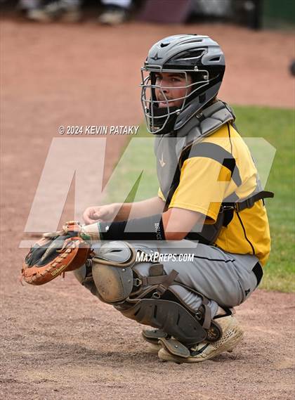 Thumbnail 3 in Staples vs. Amity Regional (CIAC Class LL Final) photogallery.