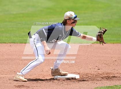 Thumbnail 2 in Staples vs. Amity Regional (CIAC Class LL Final) photogallery.