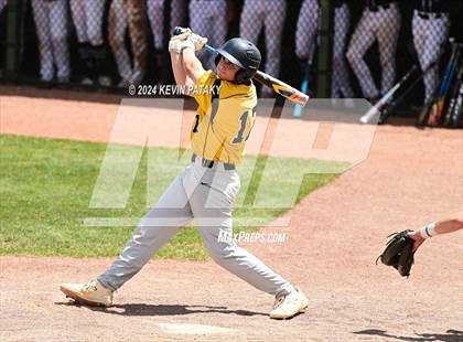 Thumbnail 2 in Staples vs. Amity Regional (CIAC Class LL Final) photogallery.