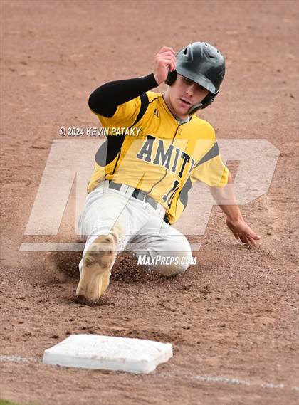 Thumbnail 1 in Staples vs. Amity Regional (CIAC Class LL Final) photogallery.