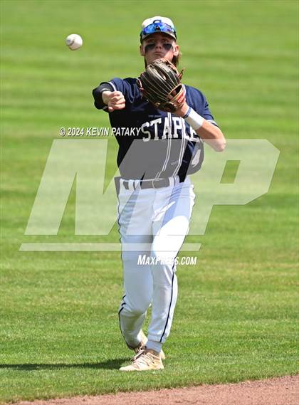 Thumbnail 3 in Staples vs. Amity Regional (CIAC Class LL Final) photogallery.