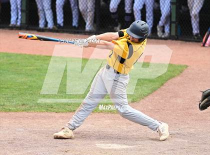 Thumbnail 2 in Staples vs. Amity Regional (CIAC Class LL Final) photogallery.