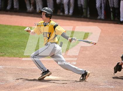 Thumbnail 3 in Staples vs. Amity Regional (CIAC Class LL Final) photogallery.