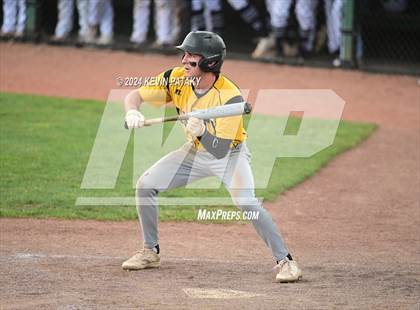 Thumbnail 1 in Staples vs. Amity Regional (CIAC Class LL Final) photogallery.
