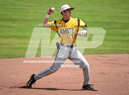 Thumbnail 2 in Staples vs. Amity Regional (CIAC Class LL Final) photogallery.