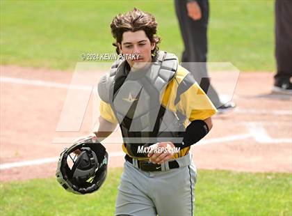 Thumbnail 3 in Staples vs. Amity Regional (CIAC Class LL Final) photogallery.