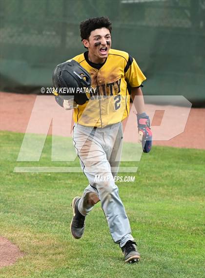 Thumbnail 3 in Staples vs. Amity Regional (CIAC Class LL Final) photogallery.