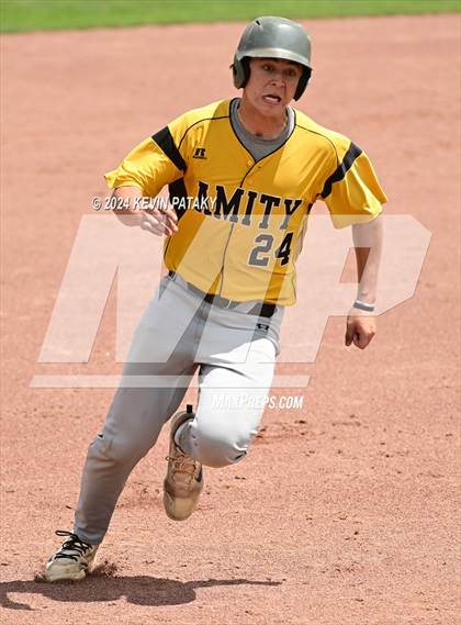 Thumbnail 1 in Staples vs. Amity Regional (CIAC Class LL Final) photogallery.
