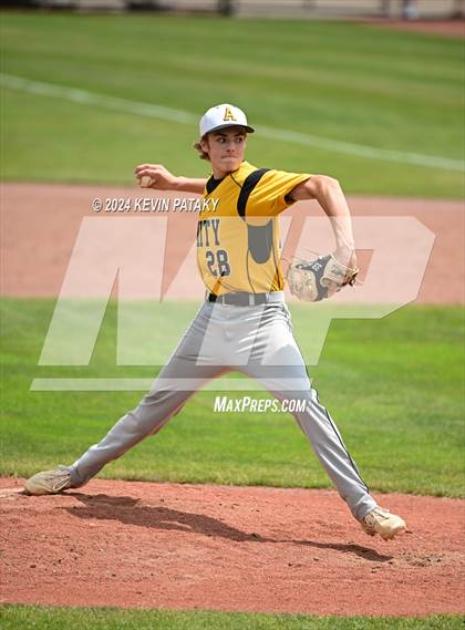 Thumbnail 3 in Staples vs. Amity Regional (CIAC Class LL Final) photogallery.